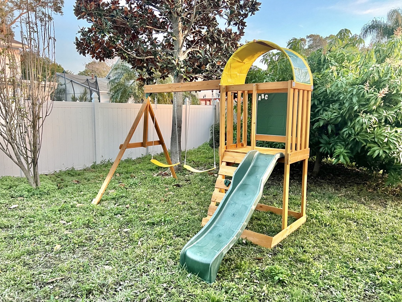 Pelican House - Image 60