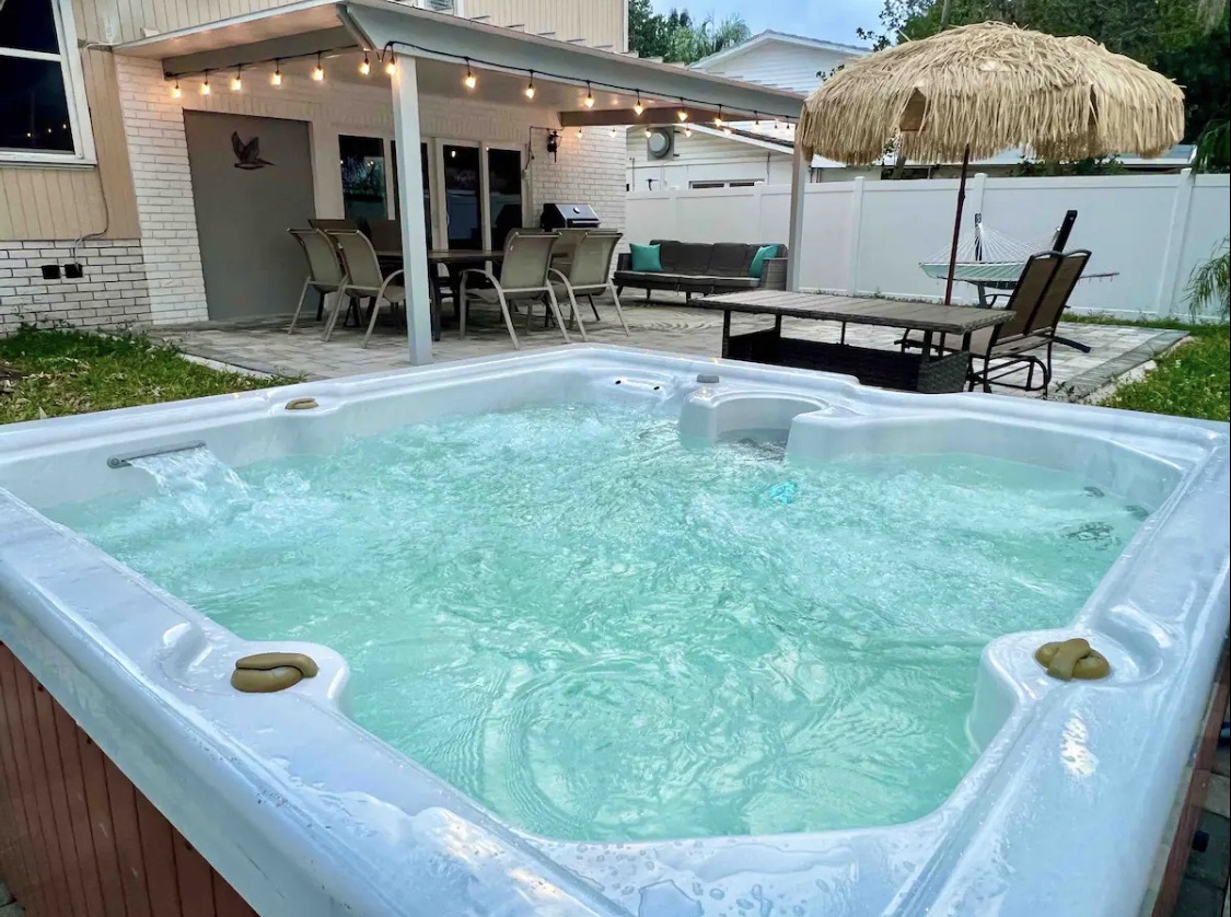 Pelican House - Image 8