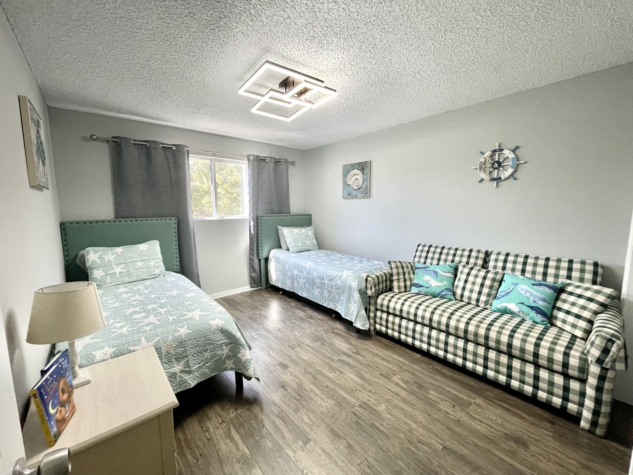 Pelican House - Image 25