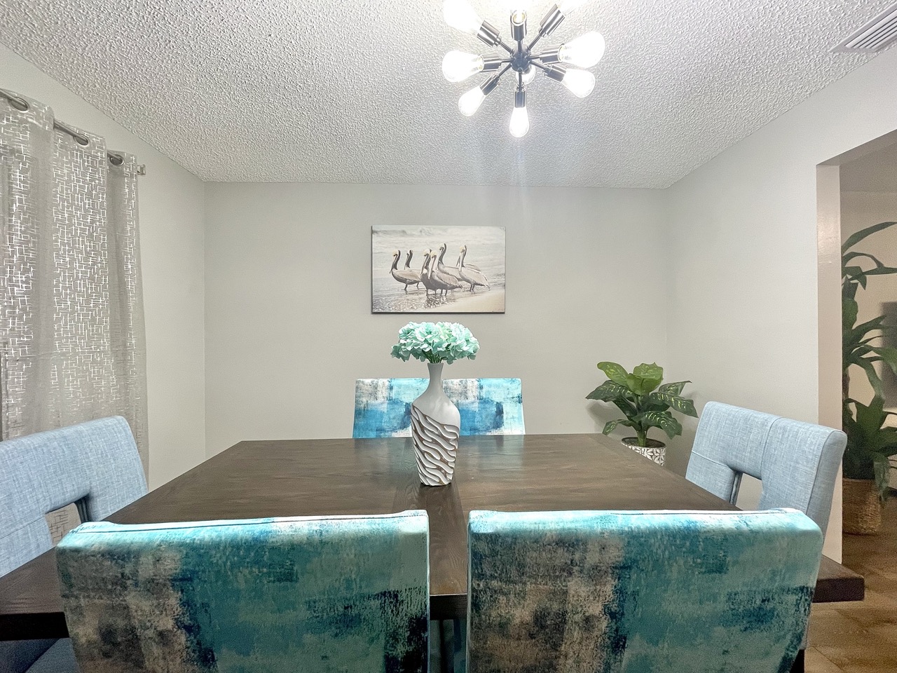 Pelican House - Image 53